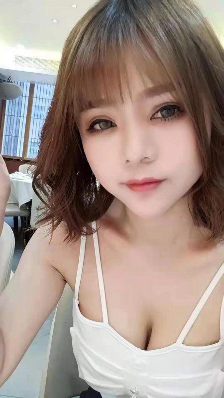 天河小姐姐佩佩